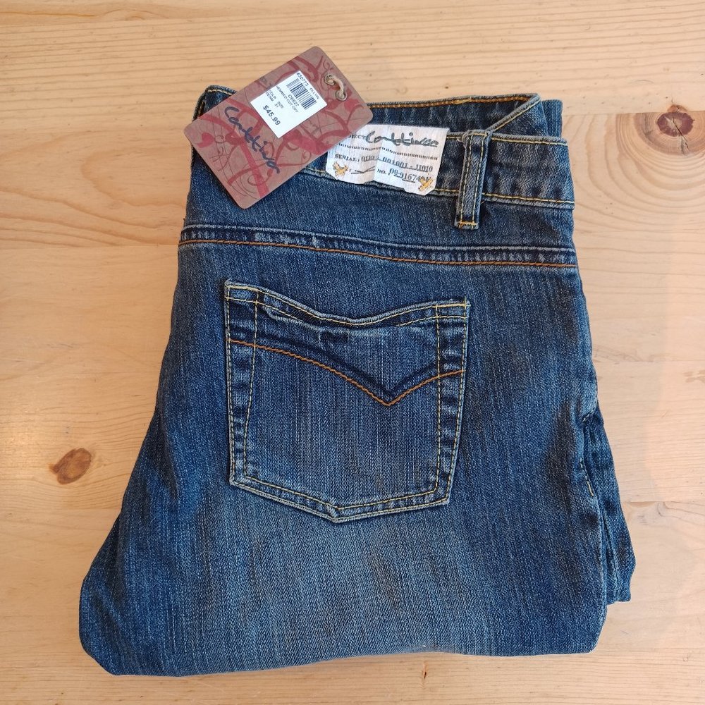 NEW WITH TAGS! Cattiva Denim Capris Size 29 Women's (4183)
